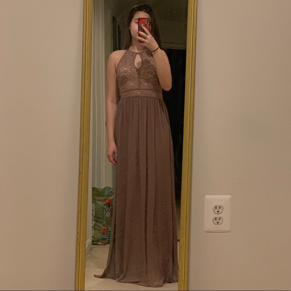 long mauve halter neck keyhole dress ✨